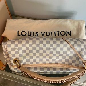 Louis Vuitton White Artsy